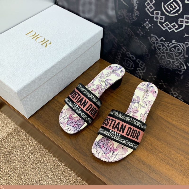 ch**an D*or slippers